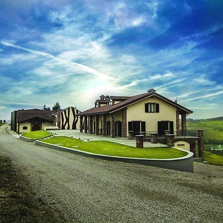 Montalbera Wine Suites Montemagno  المظهر الخارجي الصورة