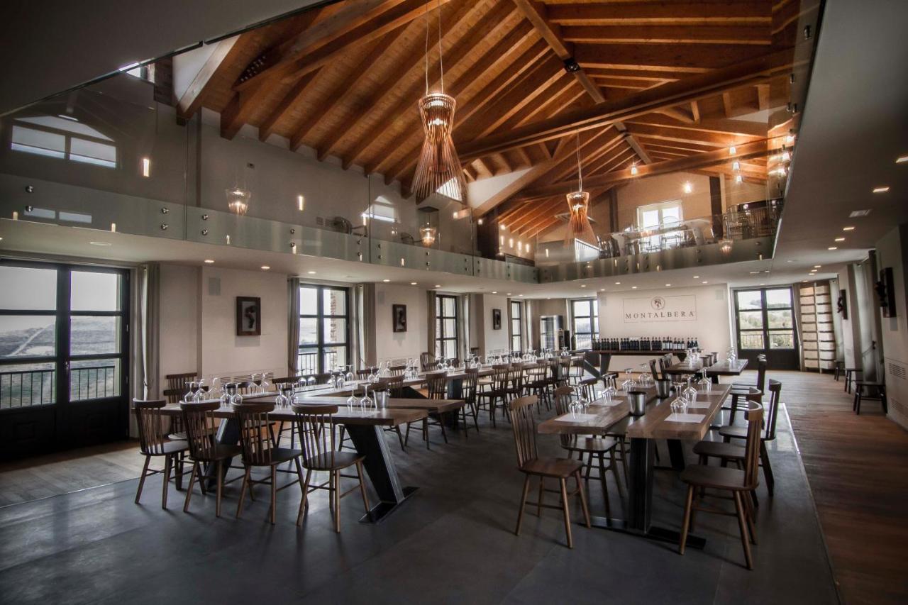 Montalbera Wine Suites Montemagno  المظهر الخارجي الصورة