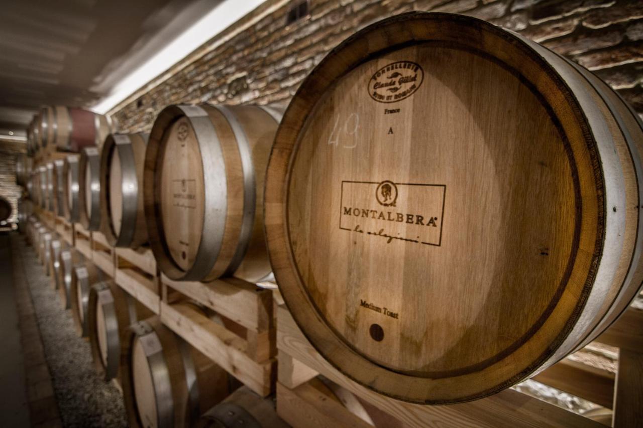 Montalbera Wine Suites Montemagno  المظهر الخارجي الصورة