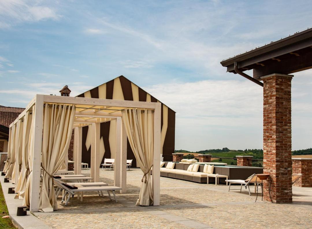 Montalbera Wine Suites Montemagno  المظهر الخارجي الصورة